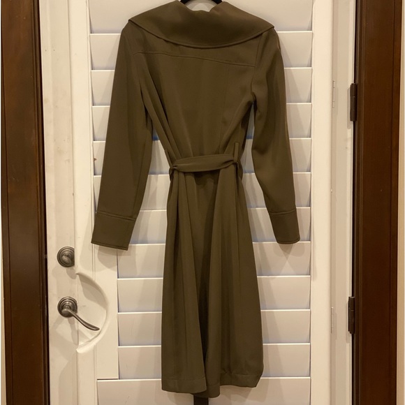 Avec Les Filles Belted Drape-Front Trench in Mushroom Amazing Drape! Size S NWT - Picture 7 of 9